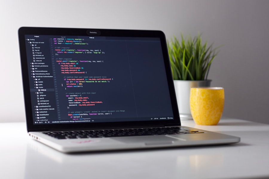 Laptop mit Code
